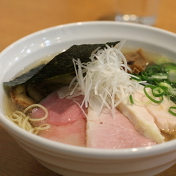 名古屋コーチン＋味玉＋チャーシュー1枚増し