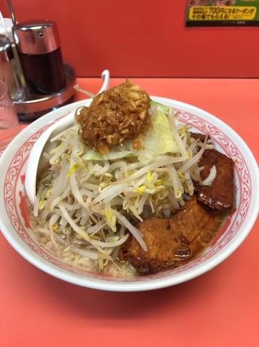 「獅子ふじ麺 中盛り チャーシュー3枚」@獅子王の写真