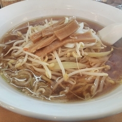 醤油ラーメン(ランチサービス大盛無料)