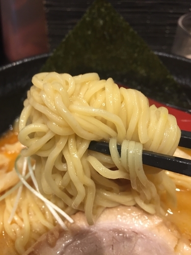 「海老らーめん」@小杉らぁめん 夢番地の写真