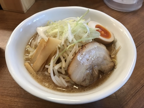 「醤油ラーメン+野菜増し」@虹ノ麺 神田店の写真