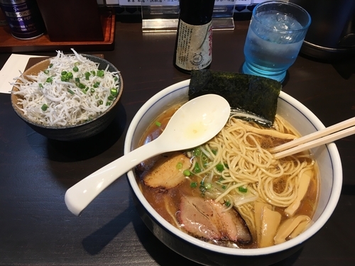 「ラーメン」@麺処 びぎ屋 磐田店の写真