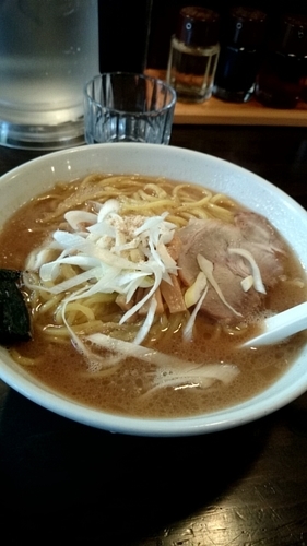 「旭川醤油ラーメン」@北海道らーめん 円山の写真