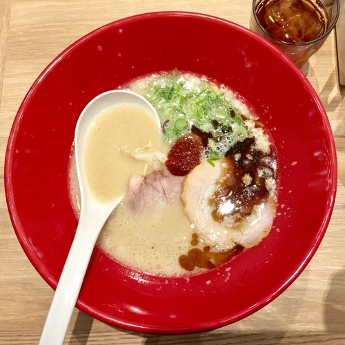 「赤丸新味850円＋替玉130円」@一風堂 キュービックプラザ新横浜の写真