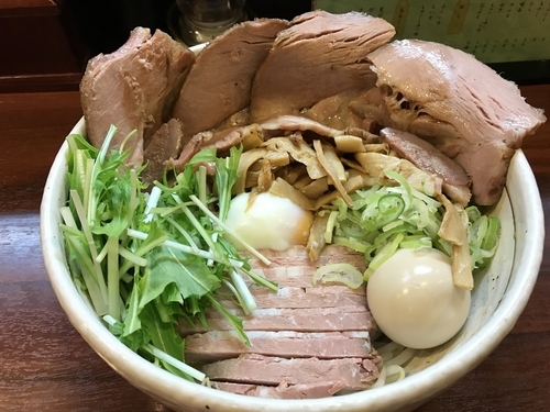 「汁なしこってり、チャーシュー、味玉、メンマ」@麺屋 旬の写真