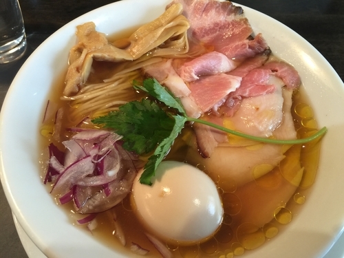 「特製淡麗煮干らぁめん」@KaneKitchen Noodlesの写真