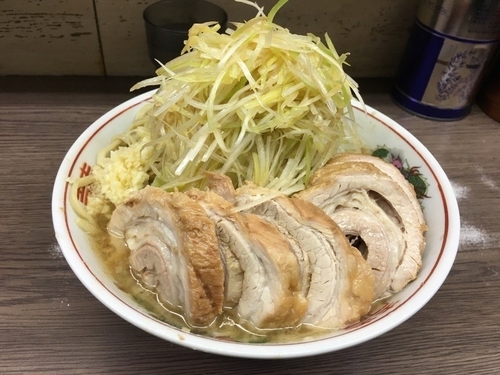 「小豚 ニンニク ネギ」@ラーメン二郎 横浜関内店の写真