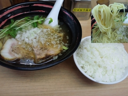 「牛ラーメン730円＋無料ライス」@醤魂中華そばの写真