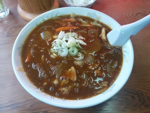 「カレーラーメン700円」@やまや食堂 本町店の写真