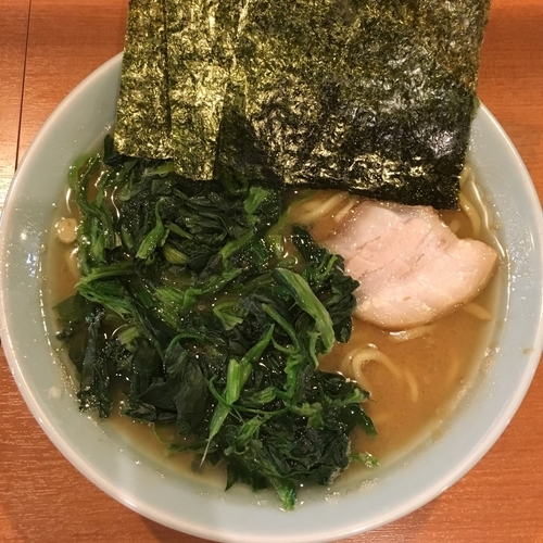 「ラーメン (650円) ほうれん草 (100円)」@とさの家の写真