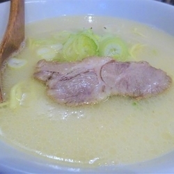 モンゴル岩塩ラーメン　　500円