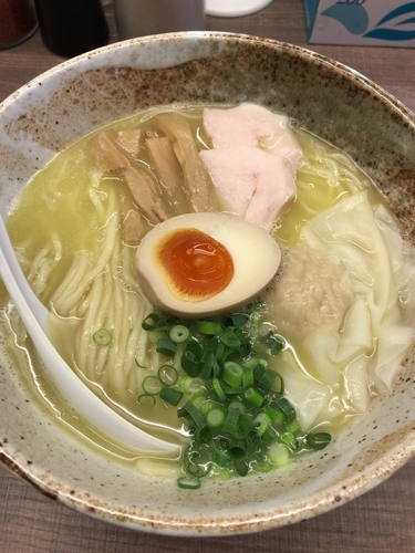 「【限定】鶏のポタージュラーメン」@東大和ラーメン大冬樹Season2の写真
