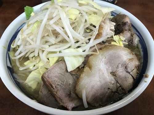 「ぶた小ラーメン」@ラーメン二郎 めじろ台法政大学前店の写真