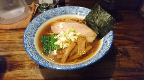「煮干し醤油そば 750円 + 焼豚飯 300円」@中華そば 幻六の写真