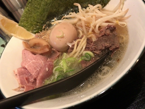 「牛ディーラーメン　特製」@ラーメン Indieの写真