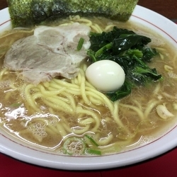 醤油ラーメン大盛り