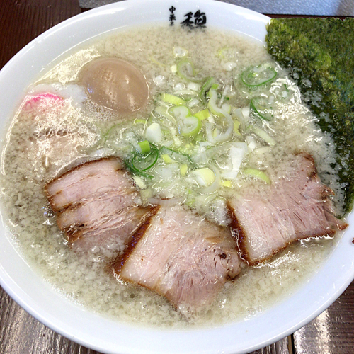 「中華そば（平打めん・こってり）650円 味玉 ランチサービス」@中華そば 馥の写真