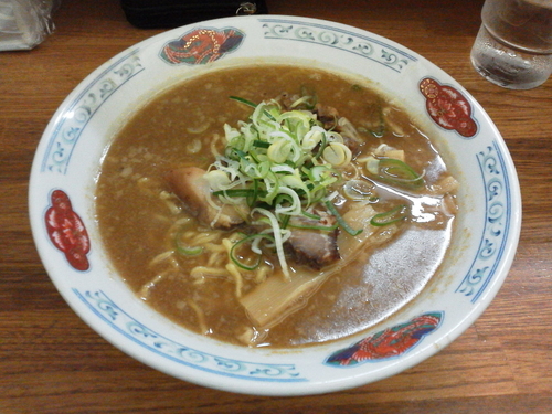 「ラーメン醤油味 864円」@さっぽろラーメン 桑名 時計台通本店の写真