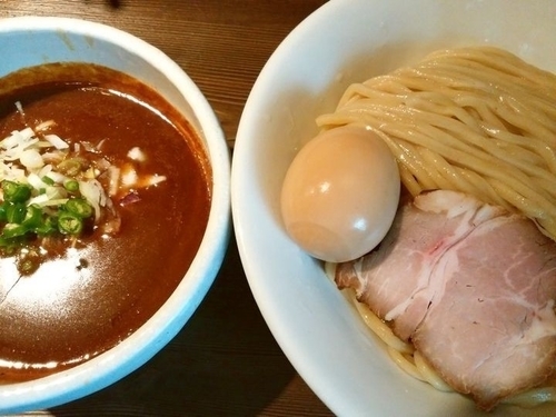 「半熟味玉サバカレーつけ麺（中盛）」@つけ麺 一燈の写真