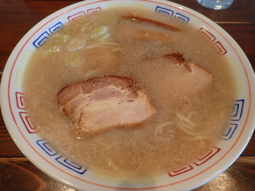 「背脂ソバ」@二丁目食堂の写真