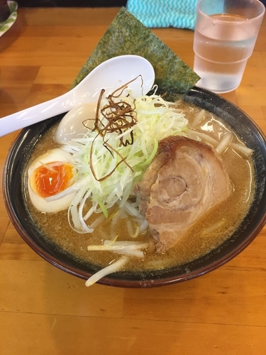 「味噌ラーメン＋味玉」@小林屋 用田店の写真