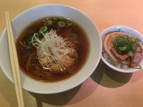「朝ラーメン定食（チャーシュー丼、650¥）」@らーめん芝浜の写真