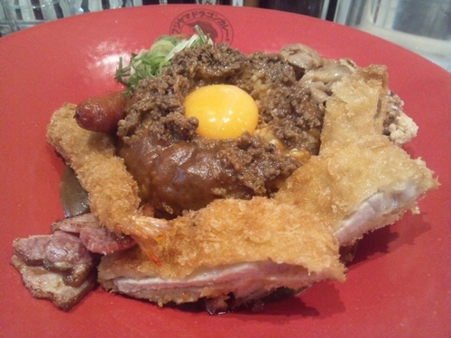 「全乗せちょいワイルドカレー」@フジヤマドラゴンカレー 秋葉原店の写真