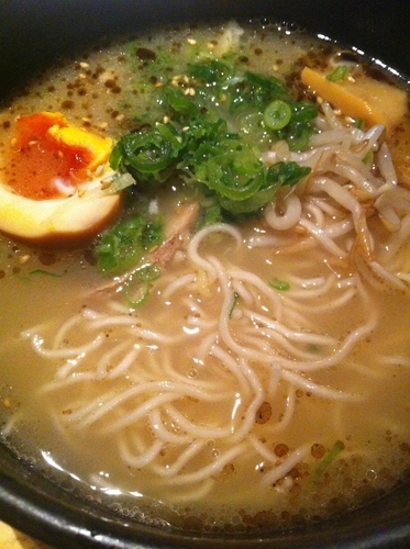 「Tonkotsu Ramen  11ポンド」@tonkotsu sohoの写真