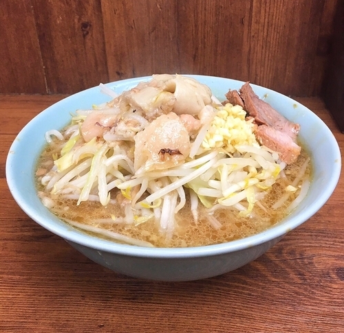 「ラーメン(ヤサイ、ニンニク、アブラ) 700円」@ラーメン二郎 池袋東口店の写真