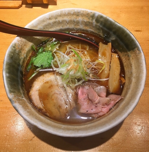 「焼きあご塩らー麺 800円」@焼きあご塩らー麺 たかはし 新宿本店の写真