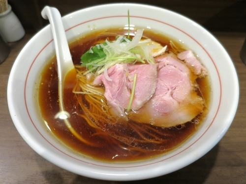 「ラーメン黒 ７５０円」@八咫烏の写真