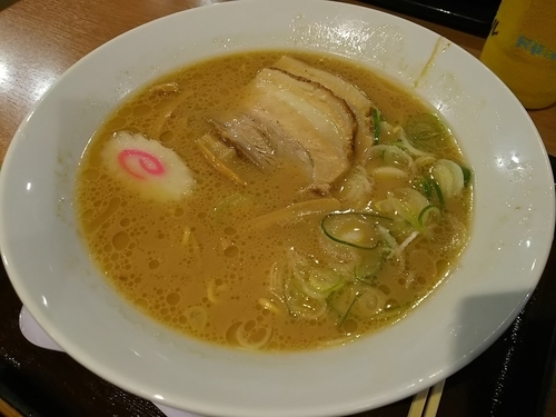 「豚骨醤油ラーメン」@ラーメン大皇の写真