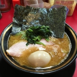 ラーメン味玉入り 700円
