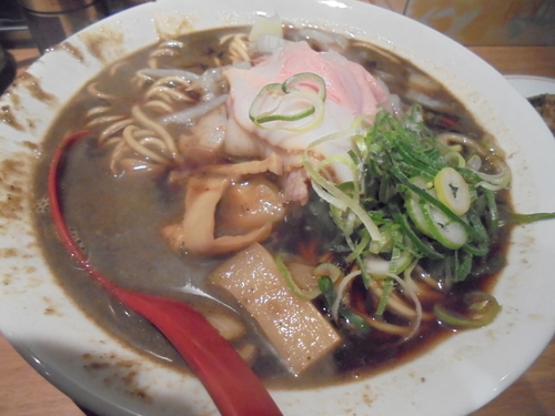 「煮干し中華そば 　７５０円」@新福菜館 伊勢佐木町店の写真