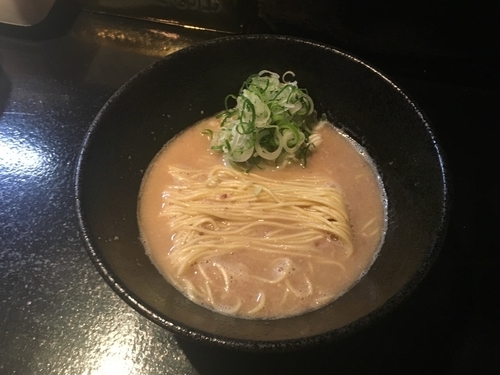 「無濾過粗搾り白湯 醤油」@麺s慶の写真
