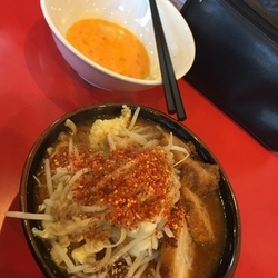 辛いラーメン