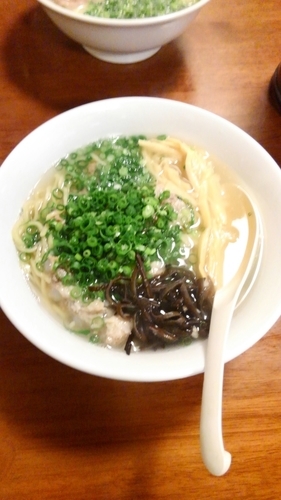 「トロトロ豚バラ軟骨の塩ラーメン」@麺屋 菜々兵衛の写真