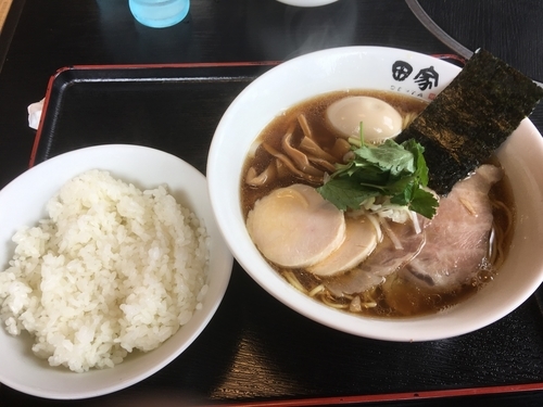 「特製濃い煮干しそば 1030円 ライス」@中華そば 田家 本店の写真