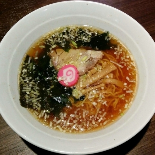 「あっさり醤油ラーメン」@暖龍 新道店の写真