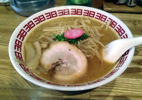 「みそラーメン(380円)」@ラーメンさんぱち 金町店の写真