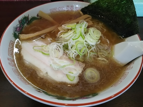 「ラーメン  大（１．５玉　スープ多め）」@凱歌の写真