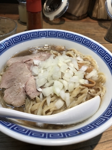 「濃厚背脂煮干し」@ナベラボ 池袋〝新潟ラーメン〟の写真