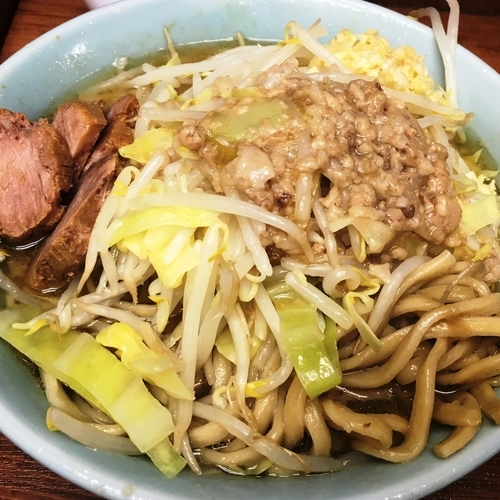 「ラーメン（ヤサイ，ニンニク，アブラ）」@ラーメン二郎 池袋東口店の写真