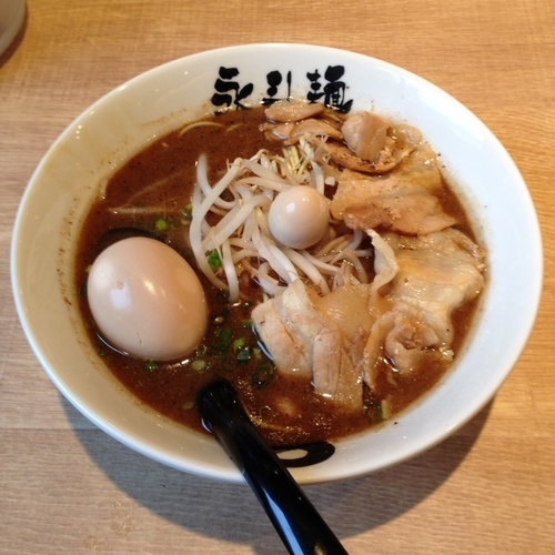 「さんまらーめん」@永斗麺 神南店の写真