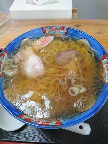 「手打ちラーメン(醤油) 700円」@らーめん専科 おかりなの写真