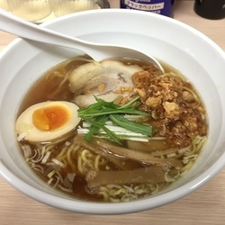 醤油ラーメン 硬め 揚げオニオン