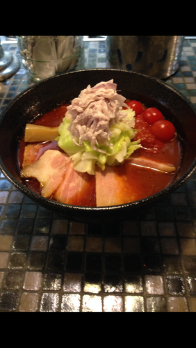 「肉海老トマトらーめん」@らーめん 五ノ神製作所の写真