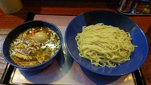 「つけそば 大（850円）＋味玉（150円）」@煮干し背脂極太手もみ麺の店 一本勝負の写真