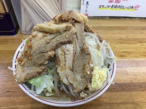 「チャーシューラーメン+ヤサイマシ」@大黒家製麺の写真