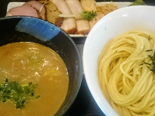「チャーシューつけ麺（ゆず、中盛り無料）」@麺処 ほん田 nijiの写真